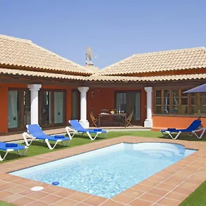 https://villas-brisas-del-mar-by-escape-home.hotelsfuerteventura.org
